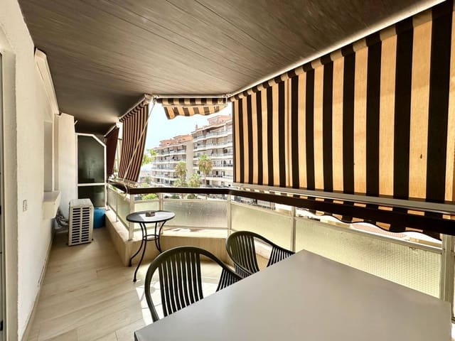 Apartamento de 2 habitaciones en Los Cristianos, Arona en venta - 369.000 € (Ref: 9199840)