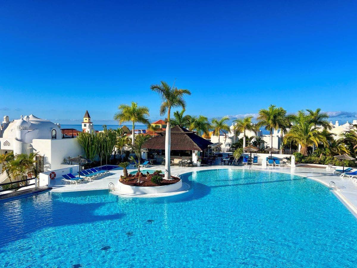 2 bedroom Apartment for sale in Playa Paraiso - € 450,000 (Ref: 9201563)
