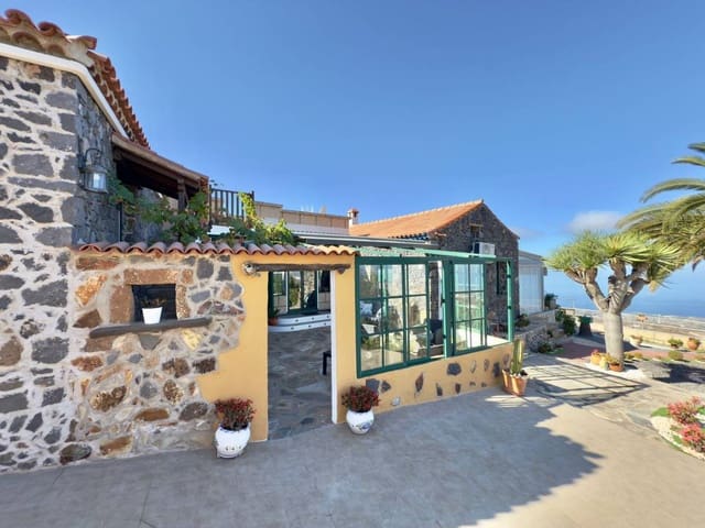 3 bedroom Finca/Country House for sale in Vera de Erques, Guía de Isora - € 940,000 (Ref: 9216031)