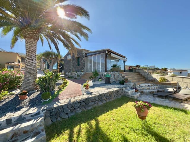 3 bedroom Finca/Country House for sale in Vera de Erques, Guía de Isora - € 940,000 (Ref: 9216031)