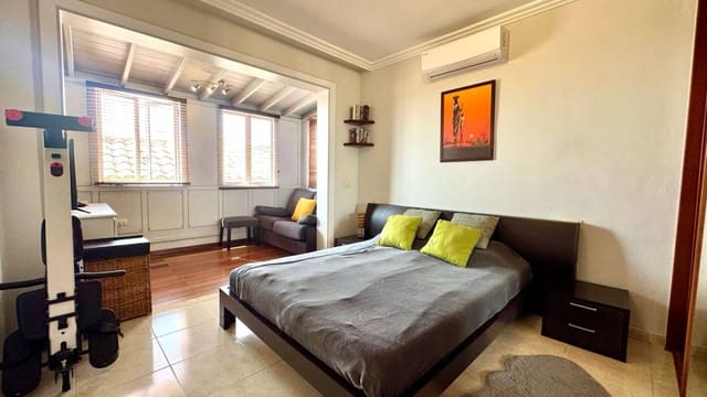 3 sovrum Villa till salu i Arona - 490 000 € (Ref: 9228050)