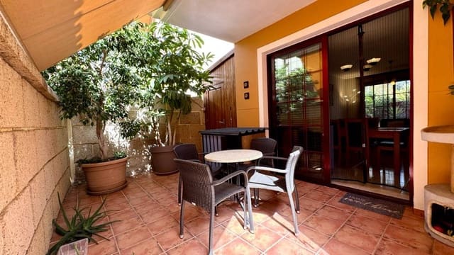 3 sovrum Villa till salu i Arona - 490 000 € (Ref: 9228050)