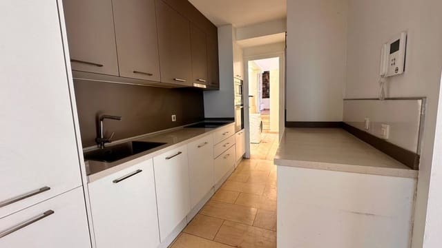 4 chambre Maison de Ville à vendre à Playa de Fañabé Alto, Adeje - 820 000 € (Ref: 9231978)
