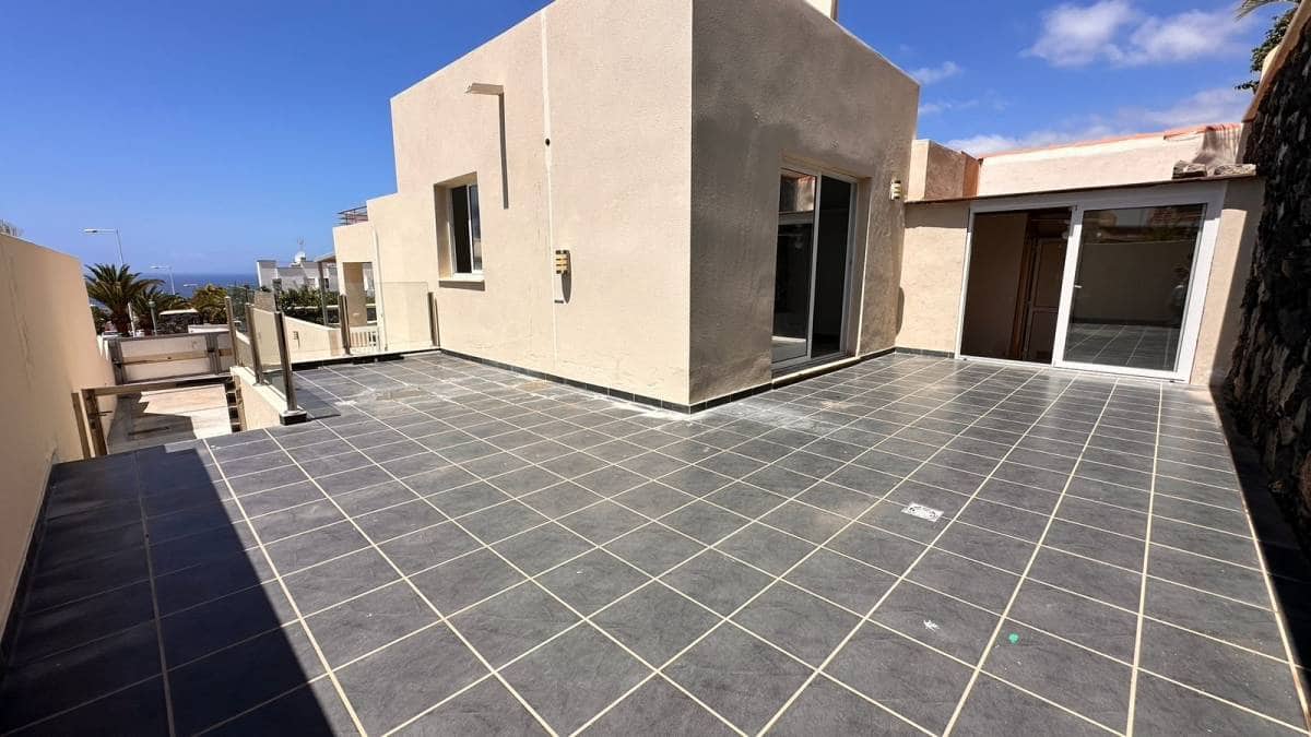 4 soverom Hus til salgs i Costa Adeje - € 820 000 (Ref: 9231978)