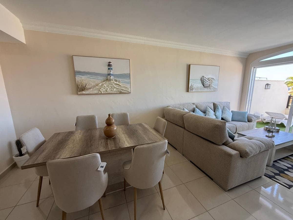 3 makuuhuone Huvila myytävänä paikassa Los Cristianos - 850 000 € (Ref: 9255899)