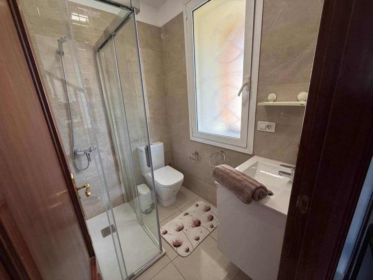 3 makuuhuone Huvila myytävänä paikassa Los Cristianos - 850 000 € (Ref: 9255899)