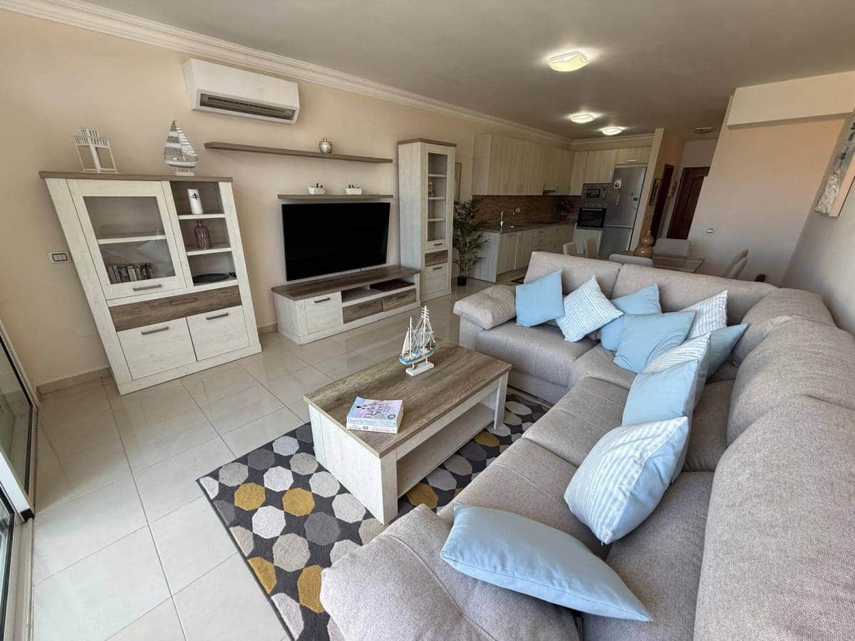 3 makuuhuone Huvila myytävänä paikassa Los Cristianos - 850 000 € (Ref: 9255899)