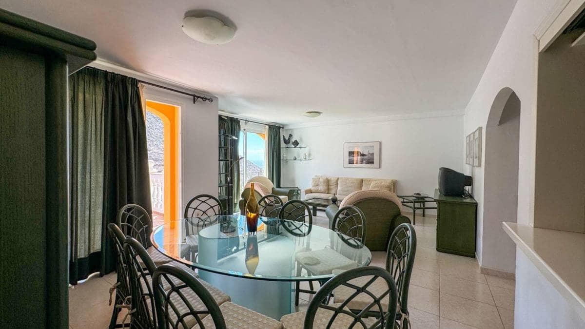 2 sypialnia Penthouse na sprzedaż w Los Cristianos - 650 000 € (Ref: 9256320)