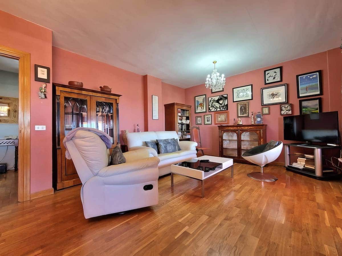 4 sypialnia Penthouse na sprzedaż w Playa de las Americas - 645 000 € (Ref: 9261922)