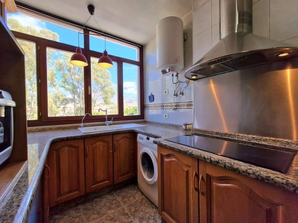 4 sypialnia Penthouse na sprzedaż w Playa de las Americas - 645 000 € (Ref: 9261922)