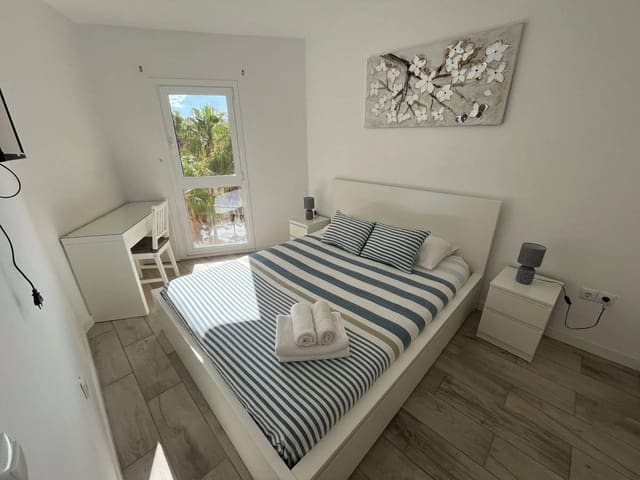 1 soveværelse Lejlighed til salg i Playa de las Americas, Arona - € 270.000 (Ref: 9263844)