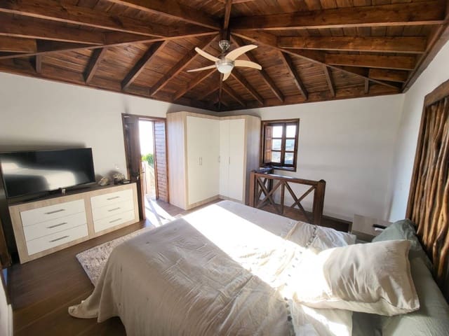 2 soveværelse Finca/Landehus til salg i Tejina de Guia de Isora, Guía de Isora - € 795.000 (Ref: 9267729)