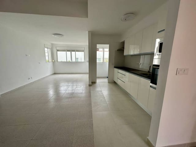 3 soveværelse Penthouse til salg i Parque de la Reina, Arona - € 330.000 (Ref: 9296352)