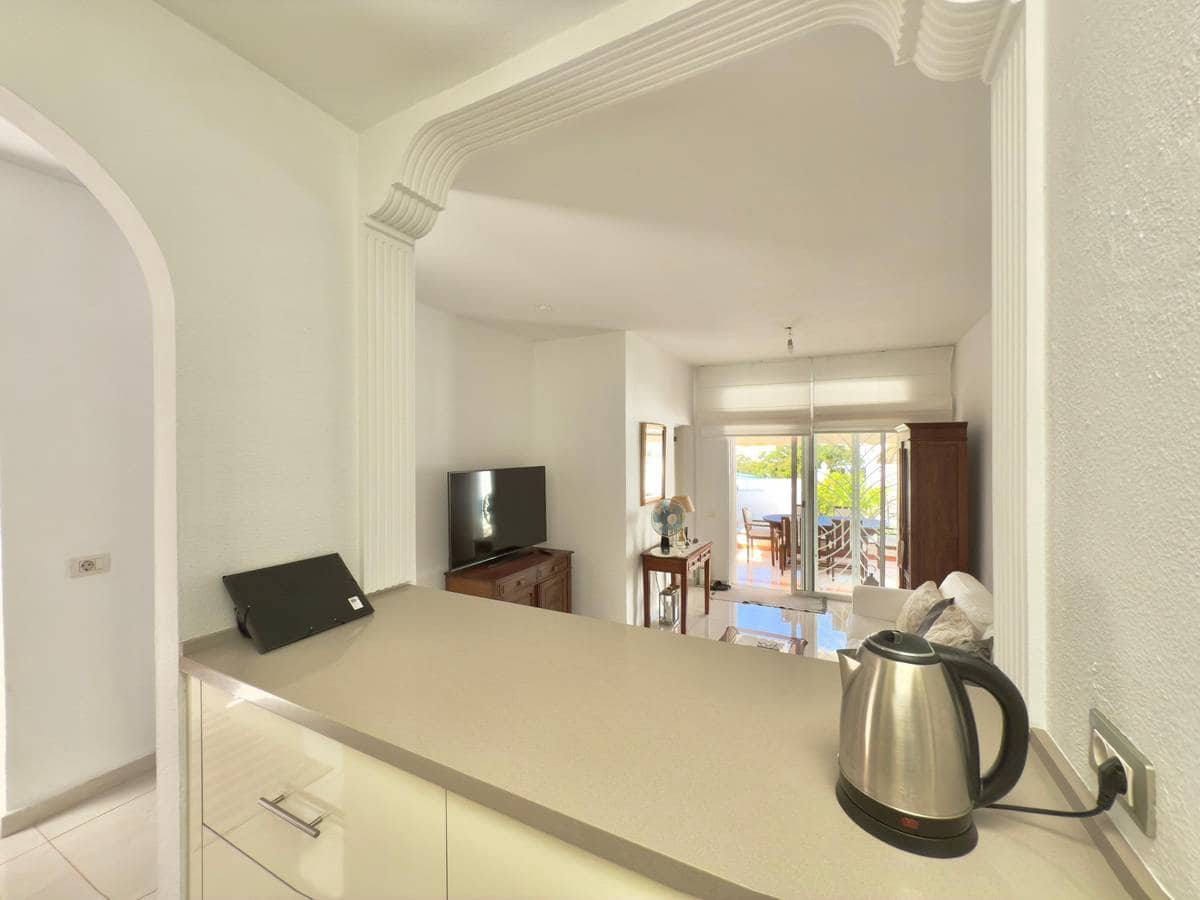 2 soveværelse Bungalow til salg i Costa Adeje - € 395.000 (Ref: 9298922)