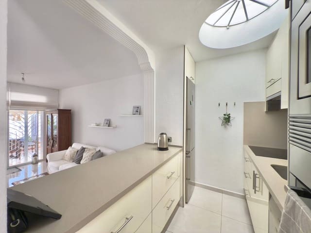 2 bedroom Bungalow for sale in San Eugenio Alto, Adeje - € 395,000 (Ref: 9298922)