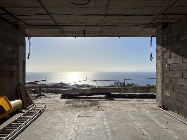 3 soveværelse Villa til salg i Playa de las Americas, Arona - € 4.400.000 (Ref: 9350113)