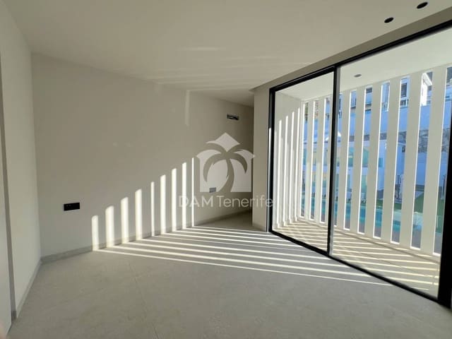 6 quarto Moradia para venda em Roque del Conde, Adeje com piscina garagem - 2 400 000 € (Ref: 9352178)