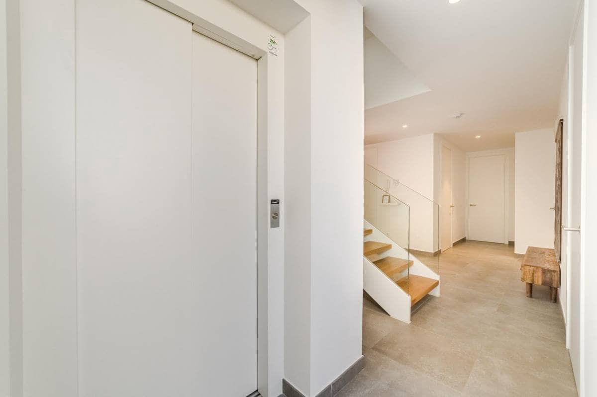 3 soverom Villa til salgs i Callao Salvaje - € 1 595 000 (Ref: 9363088)