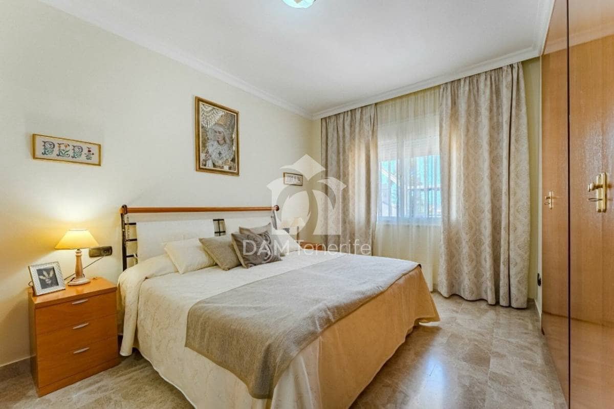 4 soveværelse Lejlighed til salg i Los Cristianos - € 699.000 (Ref: 9374369)