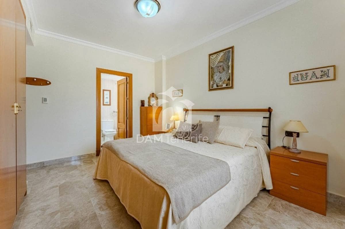 4 soveværelse Lejlighed til salg i Los Cristianos - € 699.000 (Ref: 9374369)