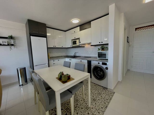 2 soveværelse Lejlighed til leje i Palm-Mar, Arona - € 1.300 (Ref: 9400003)