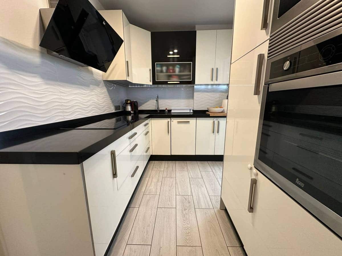 3 soverom Leilighet til salgs i Los Cristianos - € 499 000 (Ref: 9443778)