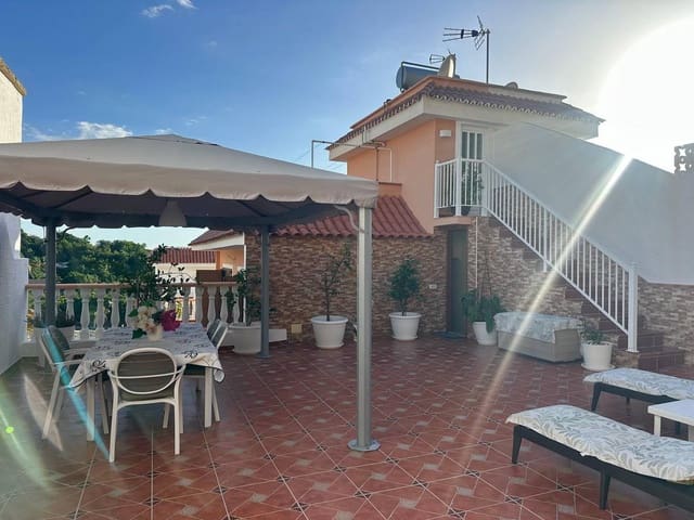 3 makuuhuone Bungalow myytävänä paikassa San Eugenio Alto, Adeje - 850 000 € (Ref: 9454890)