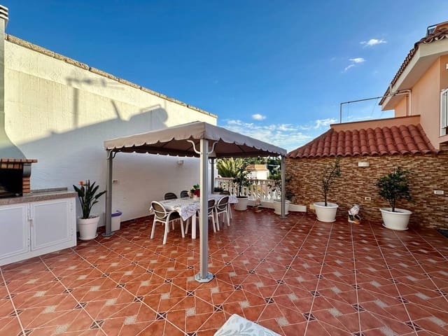 3 makuuhuone Bungalow myytävänä paikassa San Eugenio Alto, Adeje - 850 000 € (Ref: 9454890)