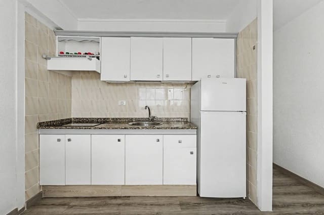 1 Zimmer Apartment zu verkaufen in Playa de las Américas, Adeje - 280.000 € (Ref: 9459633)