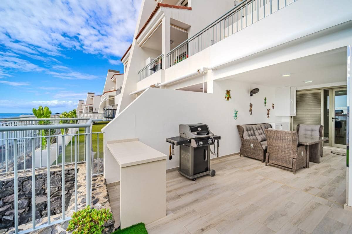 Apartamento de 2 habitaciones en La Caleta Adeje en venta - 995.000 € (Ref: 9492707)