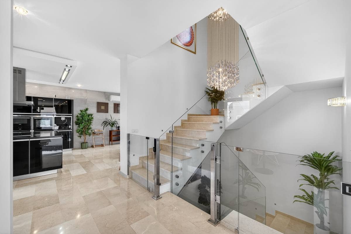 5 bedroom Villa for sale in Roque del Conde - € 2,300,000 (Ref: 9500652)