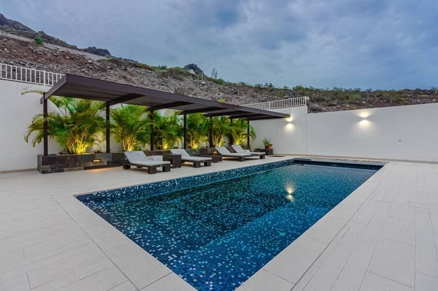 5 soverom Villa til salgs i Roque del Conde, Adeje - € 2 300 000 (Ref: 9500652)