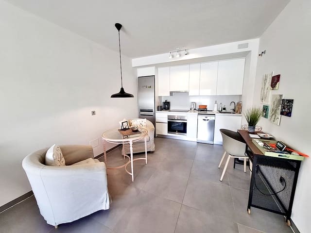 1 soveværelse Lejlighed til salg i La Tejita, Granadilla de Abona - € 327.500 (Ref: 9506317)