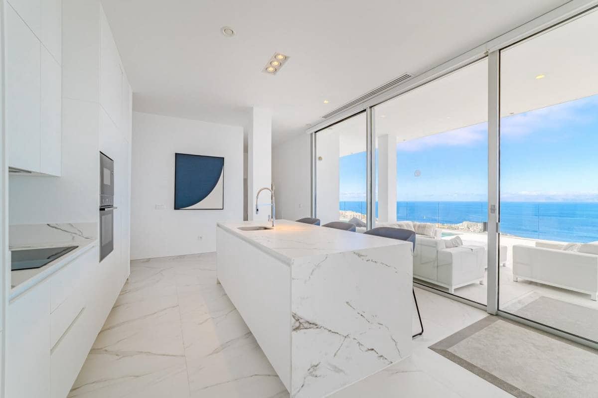 3 soveværelse Penthouse til salg i Los Gigantes - € 2.090.000 (Ref: 9539840)