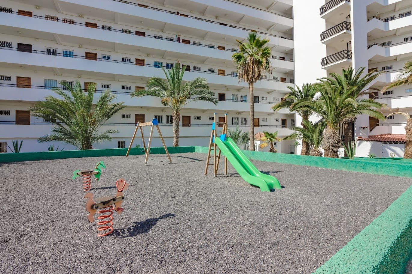 1 bedroom Apartment for sale in Costa Adeje with pool garage - € 295,000 (Ref: 9542564)