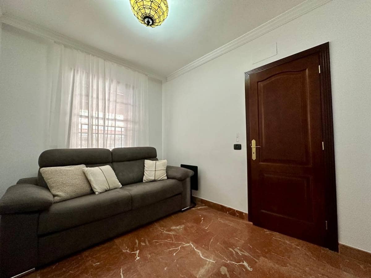 4 Zimmer Villa zu verkaufen in Adeje - 685.000 € (Ref: 9547154)