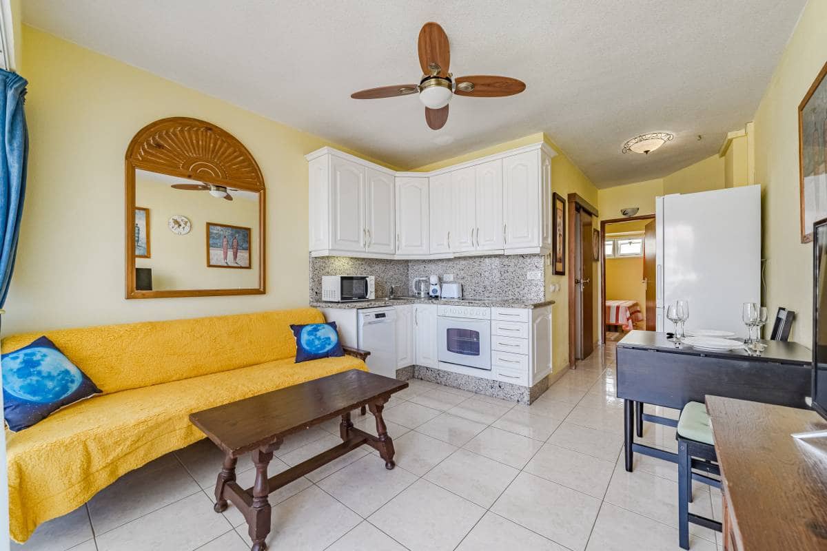 1 quarto Apartamento para venda em Puerto Santiago - 248 000 € (Ref: 9585046)