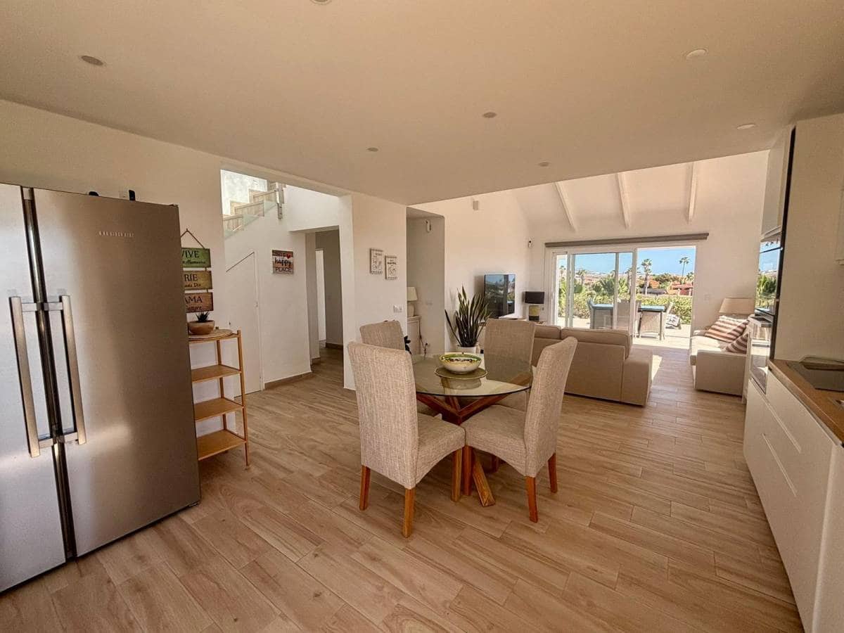 2 soveværelse Byhus til salg i Golf del Sur - € 620.000 (Ref: 9598265)