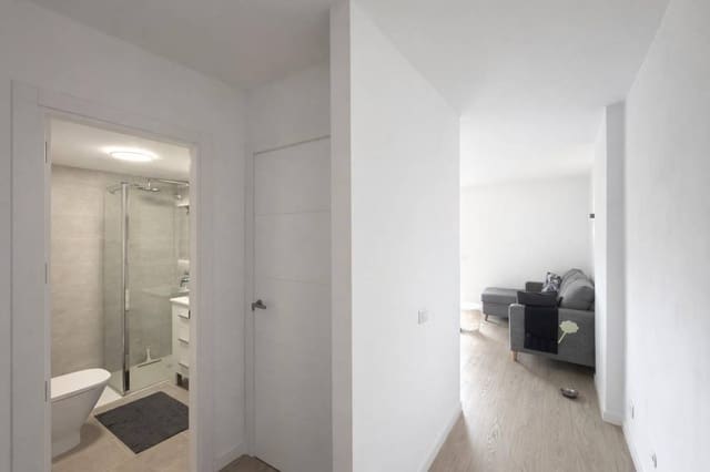 1 soveværelse Lejlighed til salg i Los Cristianos, Arona - € 309.950 (Ref: 9626392)