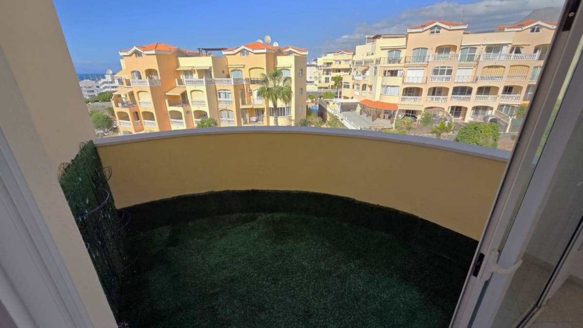 2 soveværelse Penthouse til salg i Los Cristianos - € 390.000 (Ref: 9626393)