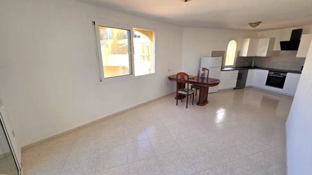 2 soveværelse Penthouse til salg i Los Cristianos, Arona - € 390.000 (Ref: 9626393)
