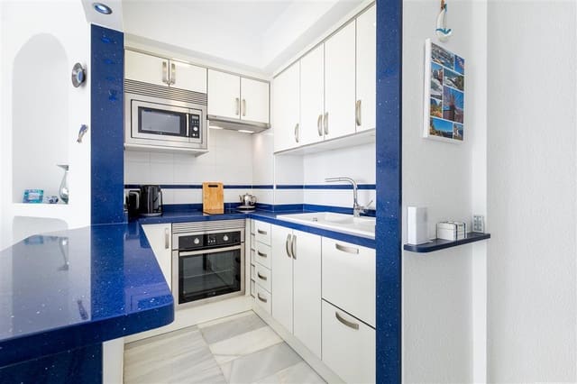 1 makuuhuone Huoneisto myytävänä paikassa San Eugenio Bajo, Adeje - 425 000 € (Ref: 9626650)