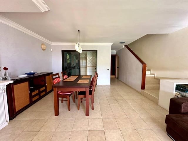 3 sypialnia Apartament na sprzedaż w Casco Urbano, Adeje - 485 000 € (Ref: 9635211)