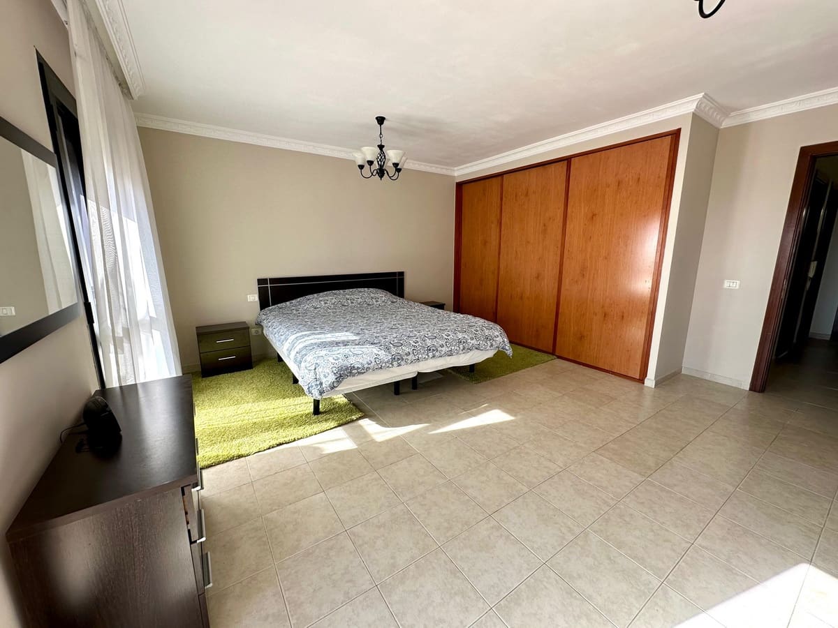 3 soveværelse Byhus til salg i Adeje med garage - € 485.000 (Ref: 9635211)