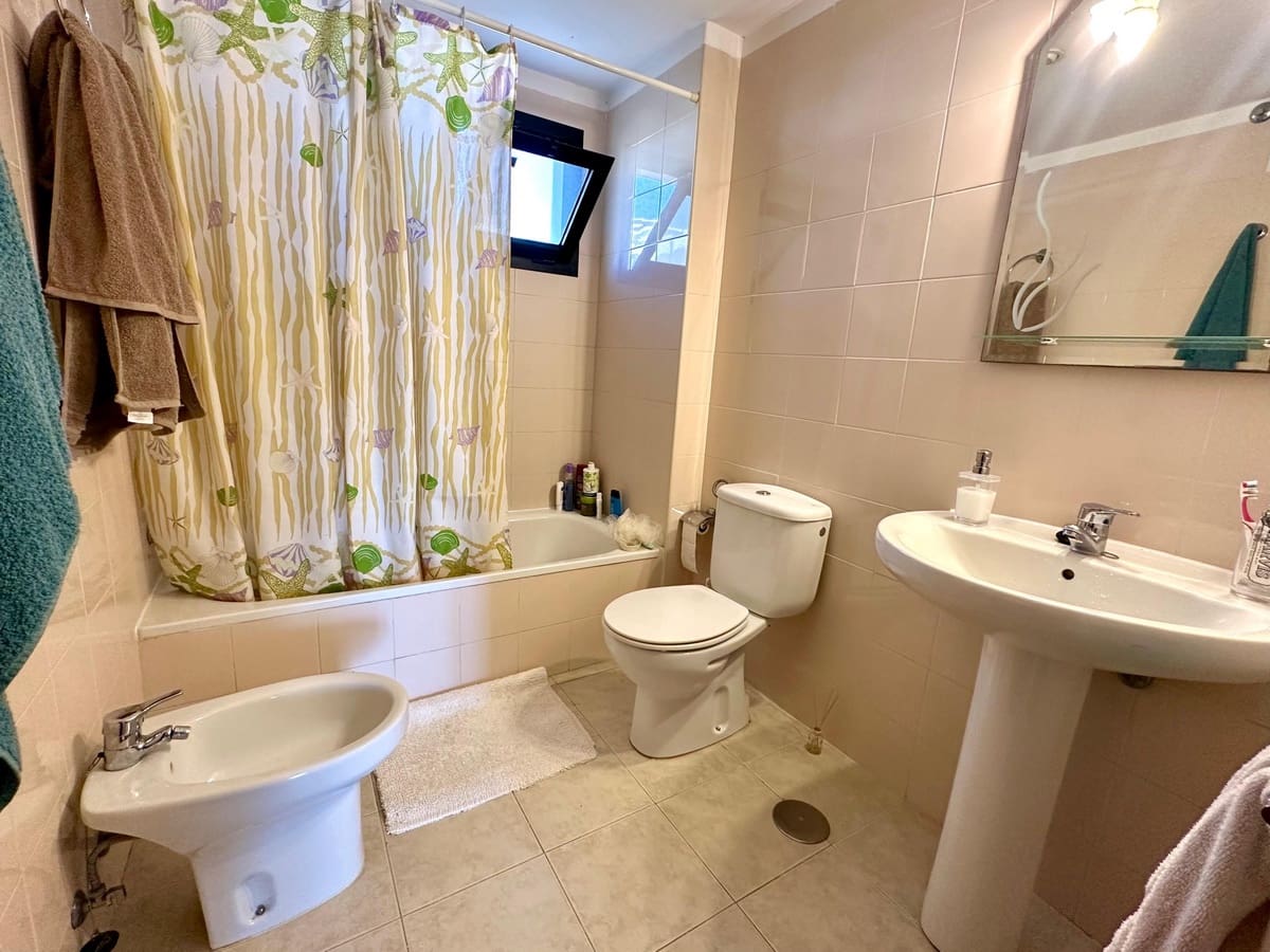 3 soveværelse Byhus til salg i Adeje med garage - € 485.000 (Ref: 9635211)