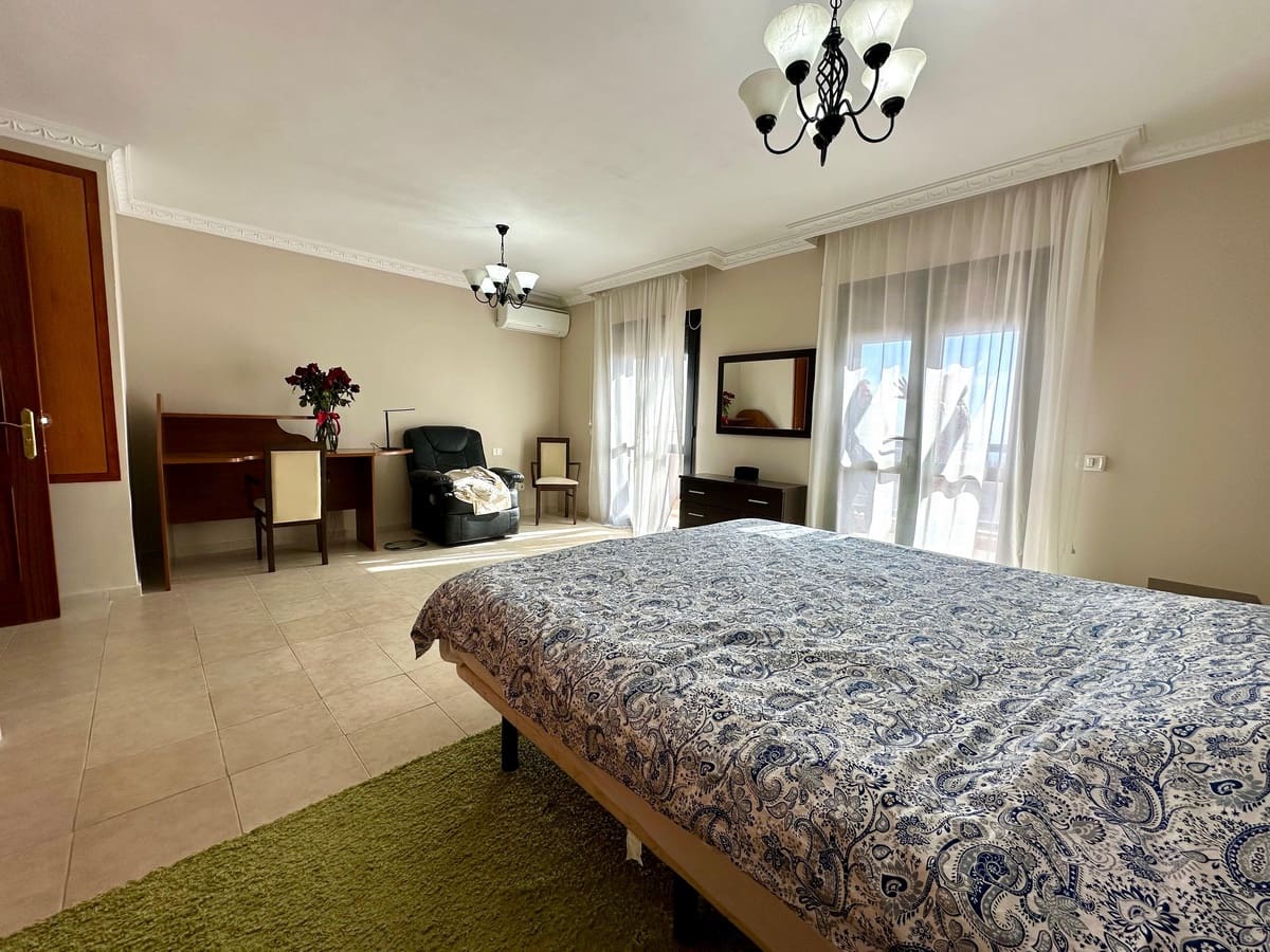 3 soveværelse Byhus til salg i Adeje med garage - € 485.000 (Ref: 9635211)