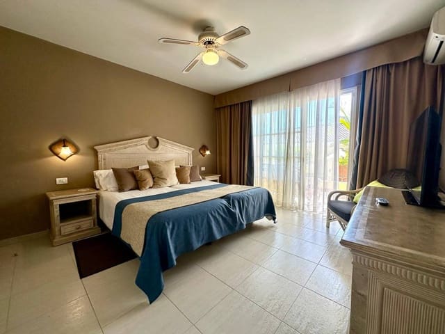 1 quarto Apartamento para venda em Los Cristianos, Arona - 320 000 € (Ref: 9638000)