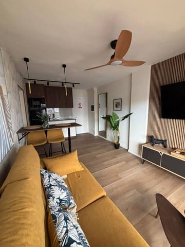 1 makuuhuone Huoneisto myytävänä paikassa Playa de las Americas, Arona - 299 000 € (Ref: 9671139)