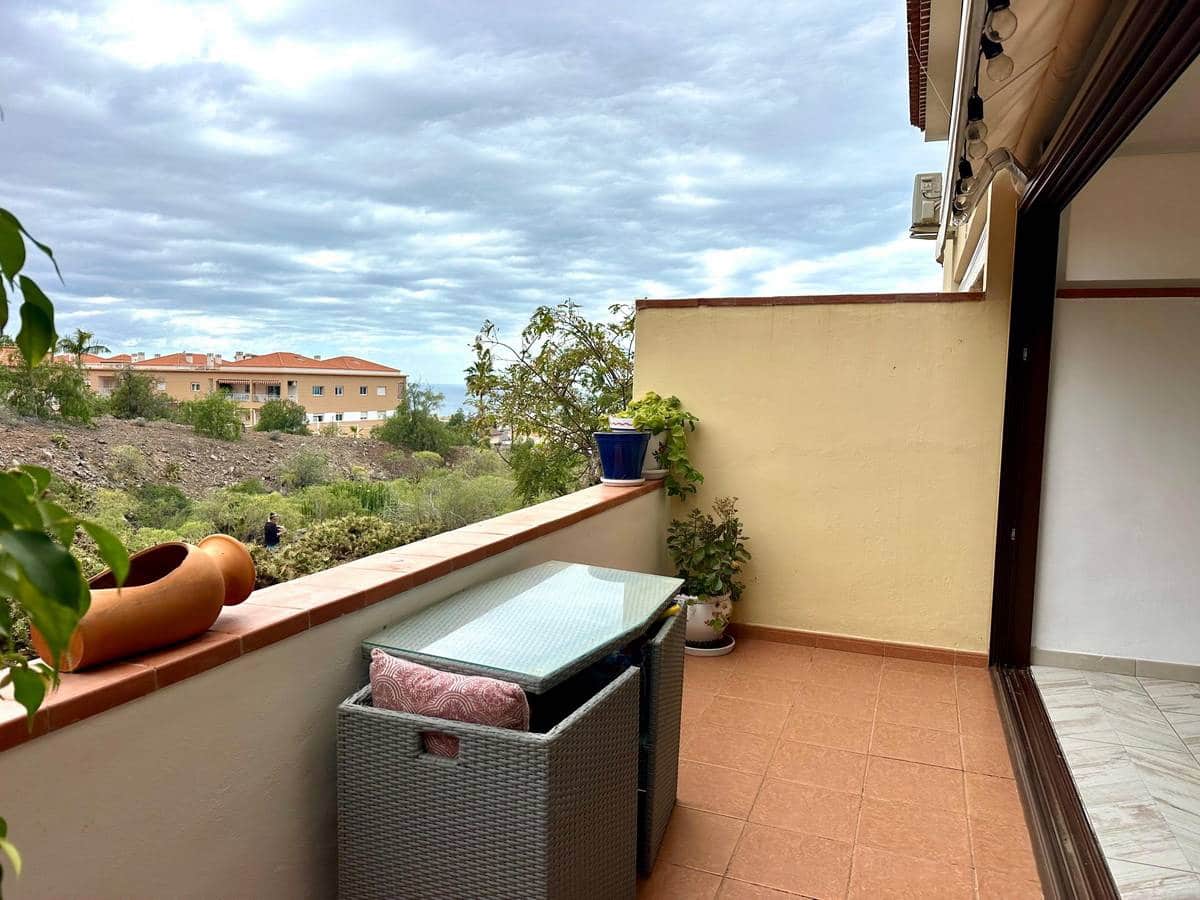 3 makuuhuone Huoneisto myytävänä paikassa Costa Adeje - 410 000 € (Ref: 9672179)