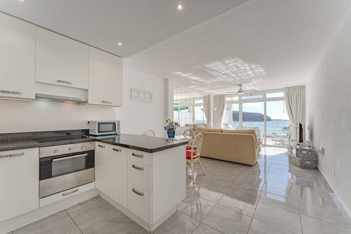 2 soverom Penthouse til salgs i Los Cristianos - € 650 000 (Ref: 9675991)